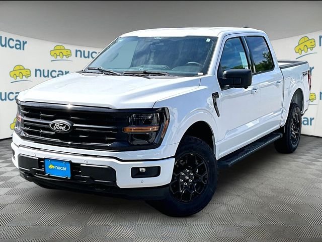 New 2026 Oxford White Ford XLT image 2