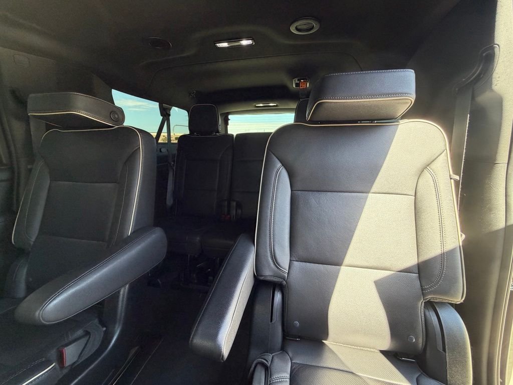 Used 2023 Gray Chevrolet Premier image 9