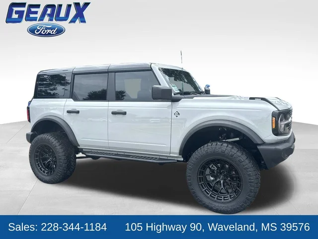2026 Ford Bronco Outer Banks®