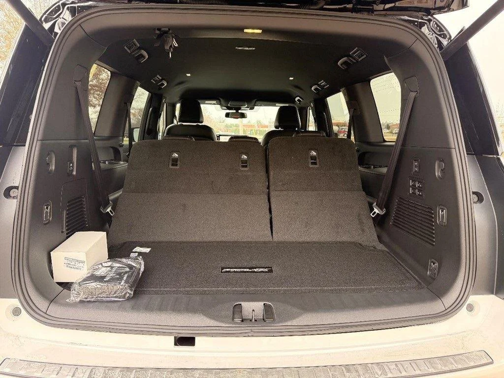 2026 Nissan Armada PRO-4X - Photo 33