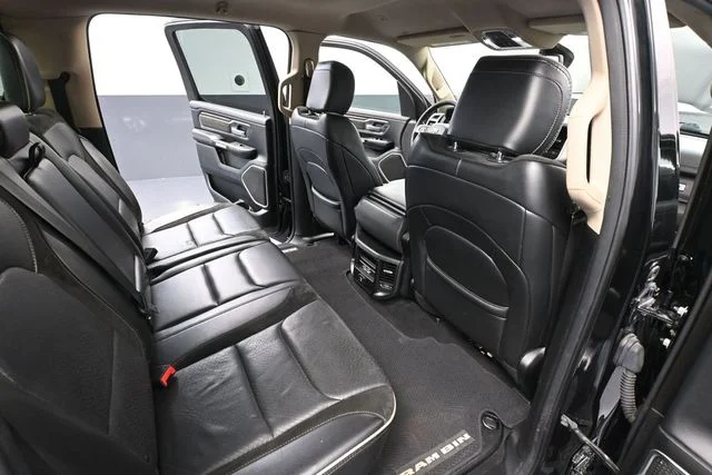 2019 RAM Ram 1500 Pickup Laramie - Photo 40