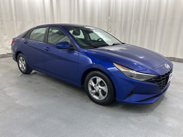 2023 Hyundai Elantra SE