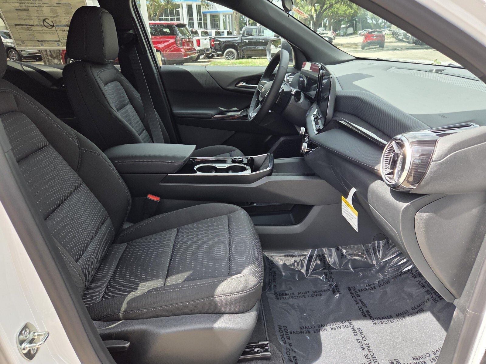 2027 Chevrolet Equinox LT - Photo 12