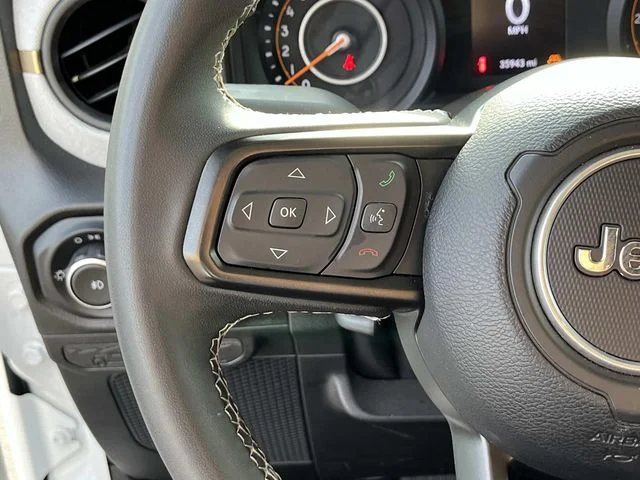Used 2025 White Jeep Sport S image 28