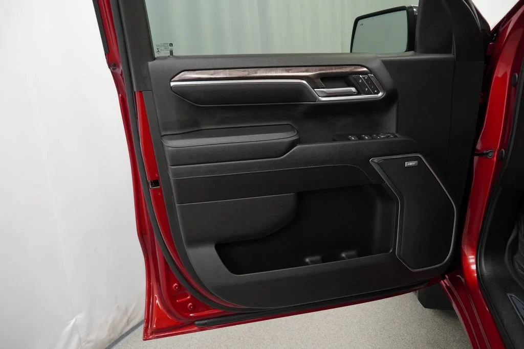 Used 2023 Radiant Red Tintcoat Chevrolet LTZ image 17