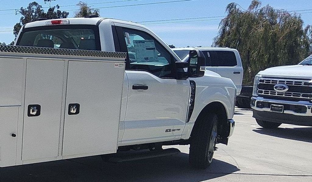 New 2025 Oxford White Ford XL image 23