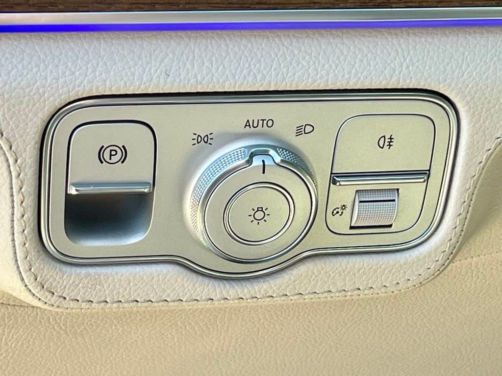 Certified Used 2024  Mercedes-Benz GLE 53 AMG® image 34