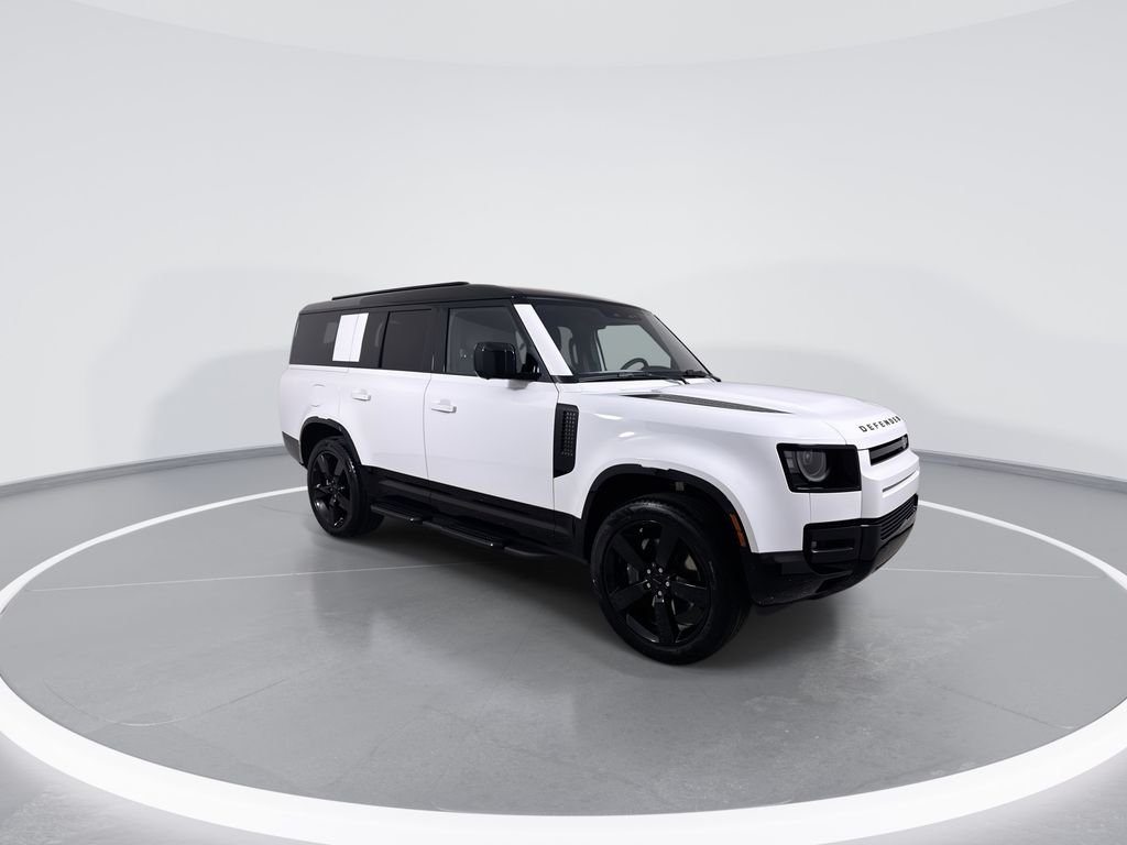 2026 Land Rover Defender X-Dynamic SE - Photo 2