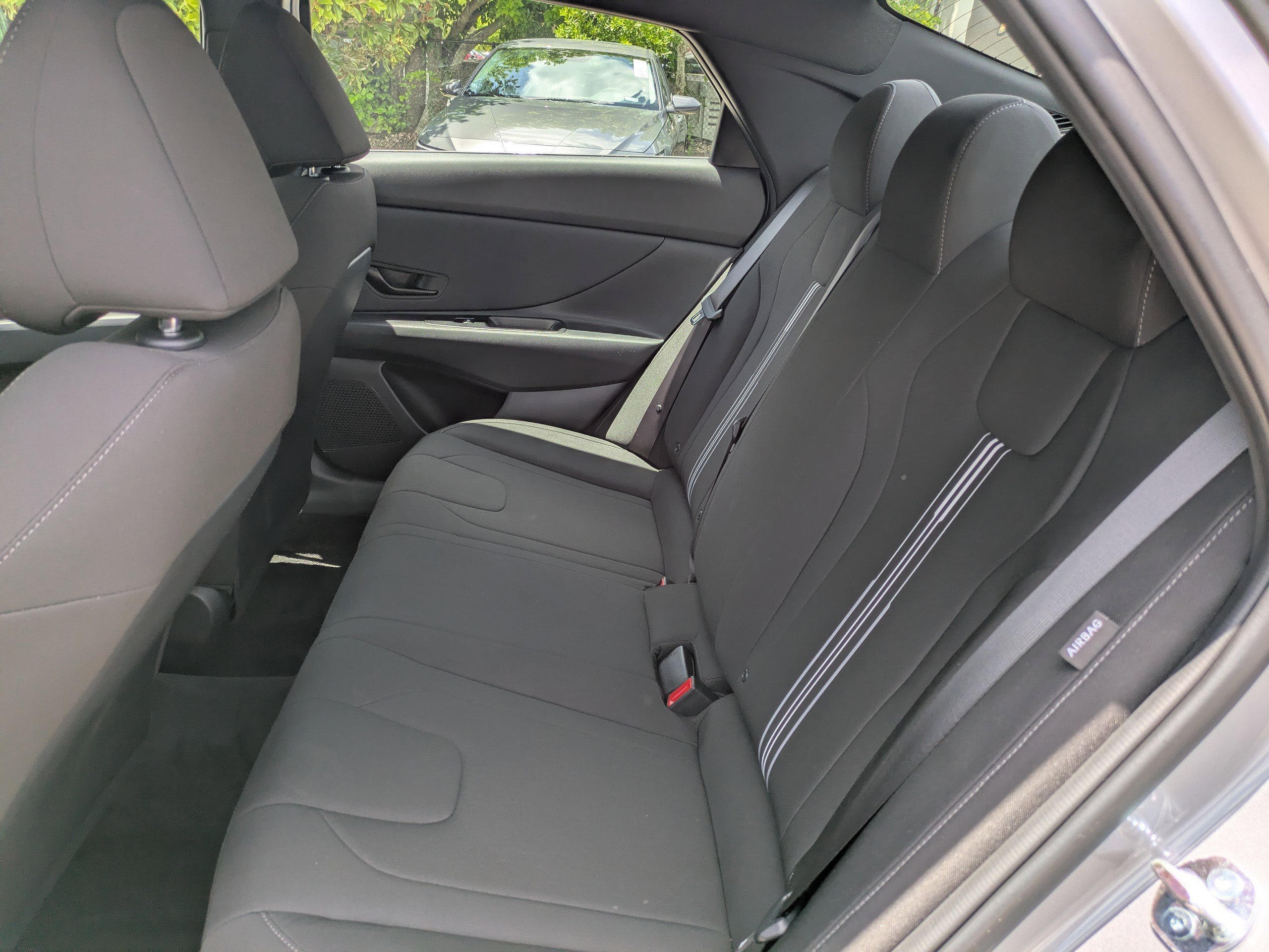 2025 Hyundai Elantra SEL - Photo 11
