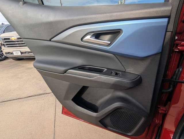 2026 Chevrolet Equinox EV 2LT - Photo 8