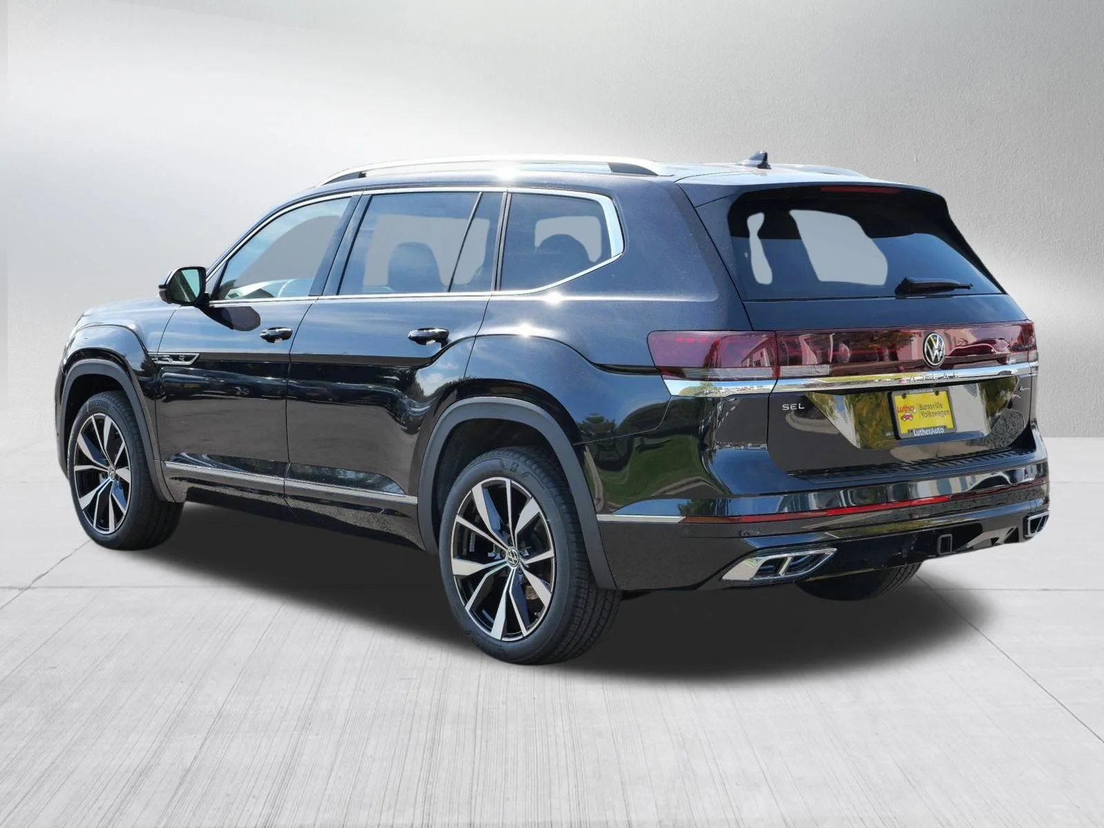 New 2026 Deep Black Pearl Volkswagen 2.0T SEL Premium R-Line image 3