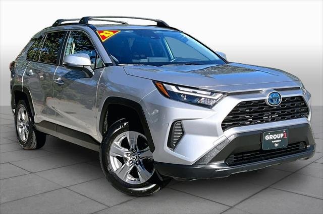 Certified Used 2023 SILVER SKY METALLIC Toyota  image 3