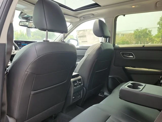 2026 Nissan Rogue Platinum - Photo 22