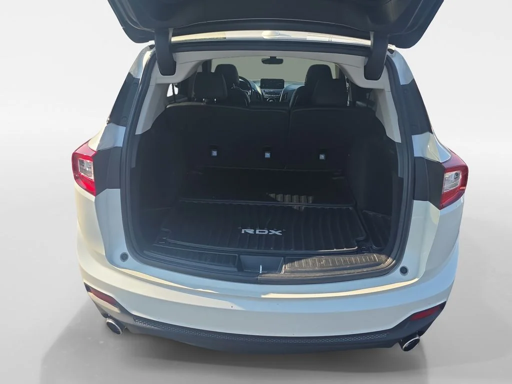 Used 2021  Acura Base image 25