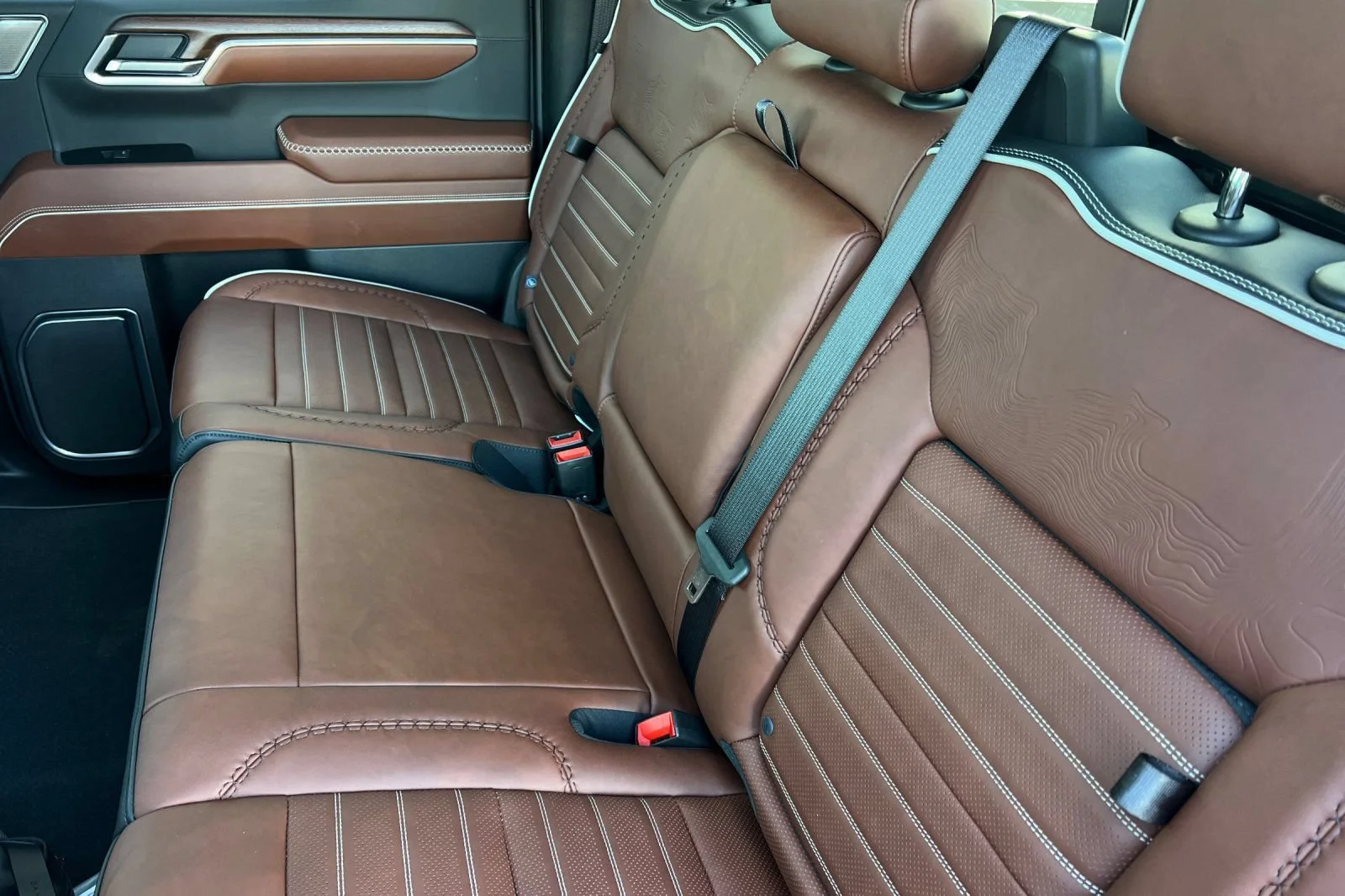 2026 GMC Sierra 1500 Denali Ultimate - Photo 9
