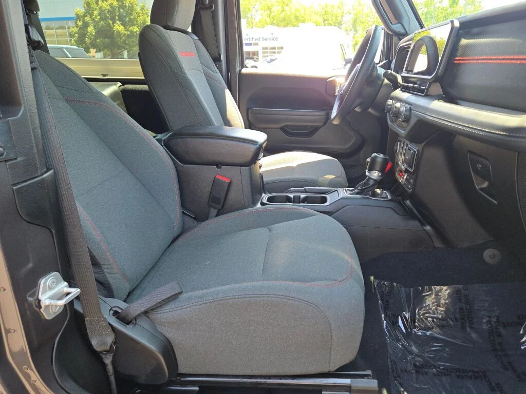 Used 2024 Gray Jeep Rubicon image 6