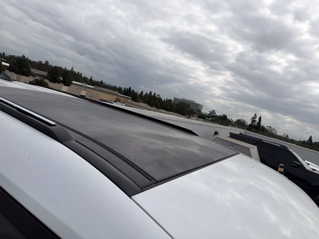 Used 2024 Green Land Rover S image 4