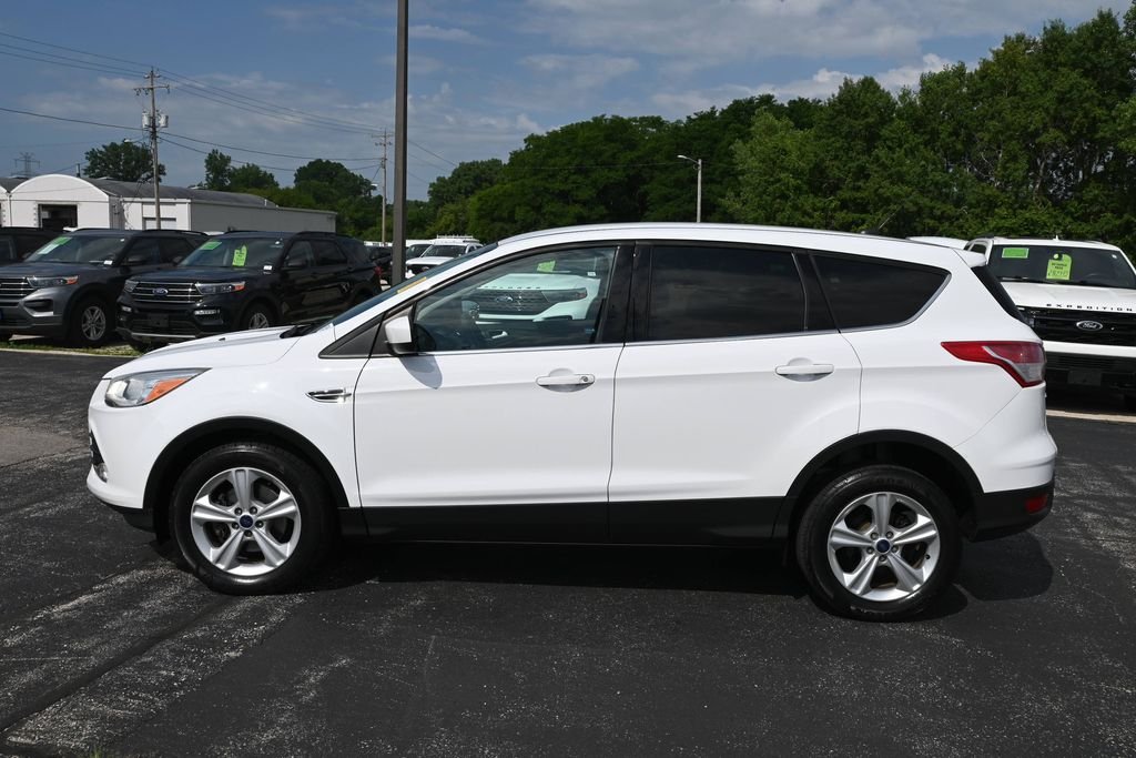 Used 2013 Oxford White Ford SE image 4