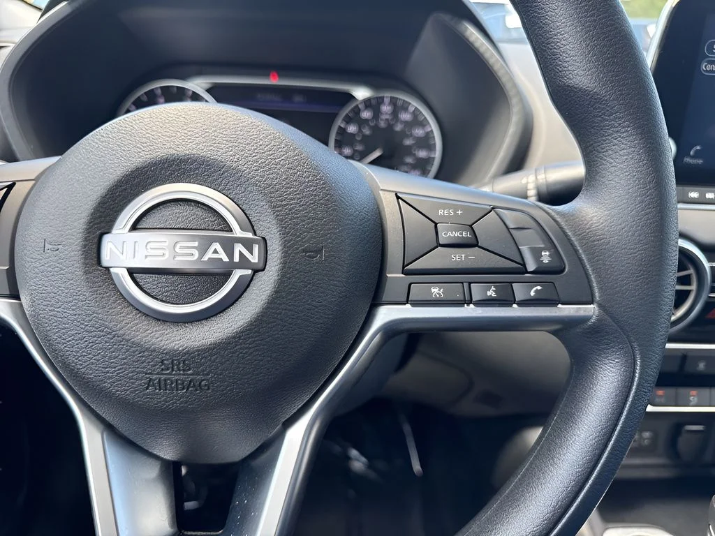 Used 2025 Blue Nissan SV image 15