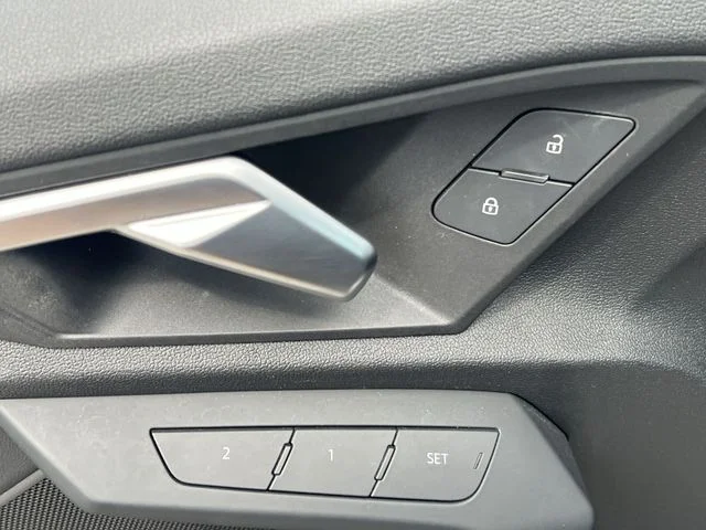 Used 2024  Audi 40 Premium image 36