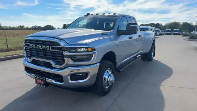 New 2026 Silver-Zynith Exterior Paint RAM Tradesman image 4
