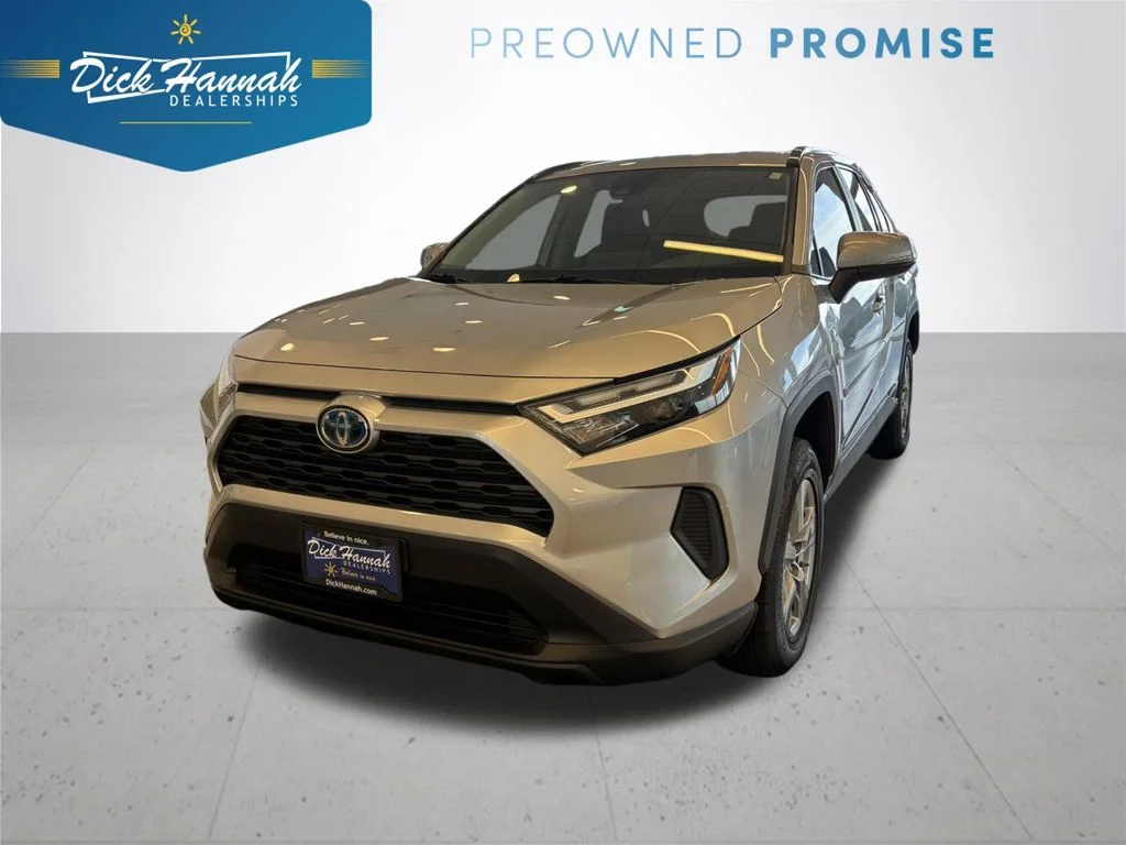 2023 Toyota RAV4 Hybrid LE AWD's photo