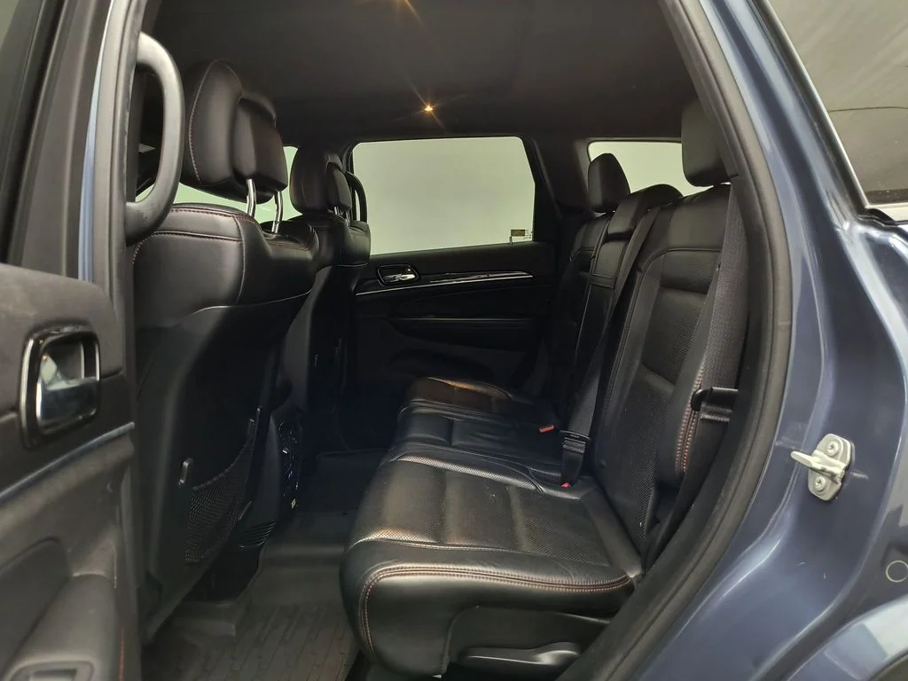 Used 2020 Slate Blue Pearlcoat Jeep Trailhawk image 12