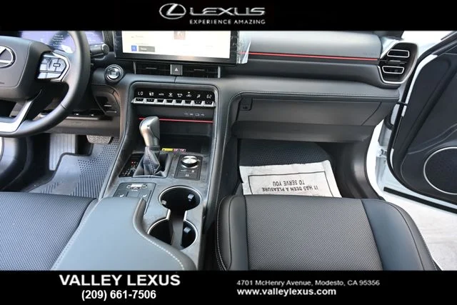 2026 Lexus IS 350 F SPORT DESIGN - Photo 8