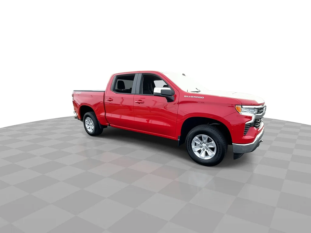 Used 2024 RED Chevrolet LT image 3