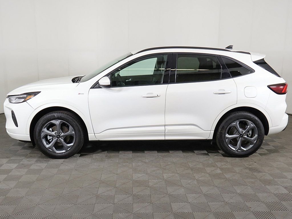 2024 Ford Escape ST-Line Select - Photo 19