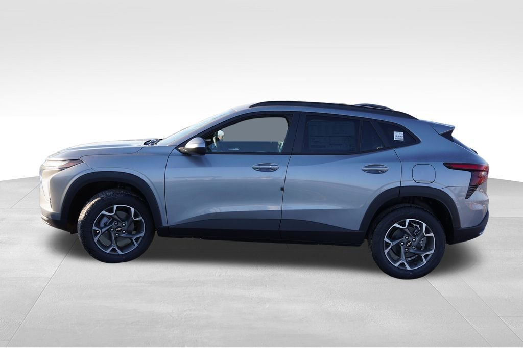 2026 Chevrolet Trax LT - Photo 6