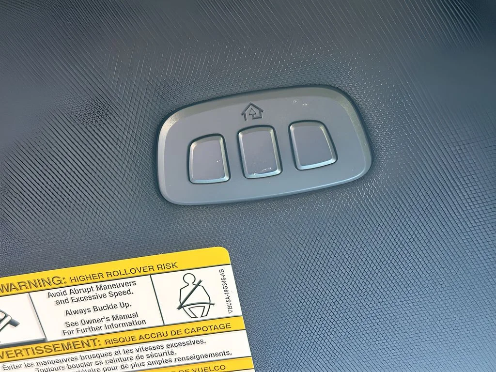 New 2025 Carbonized Gray Metallic Ford LARIAT image 29