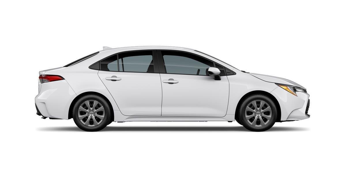 New 2026 Ice Cap Toyota  LE image 20