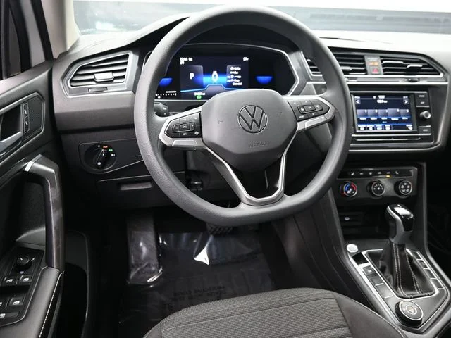 Used 2022 White Volkswagen 2.0T S image 22