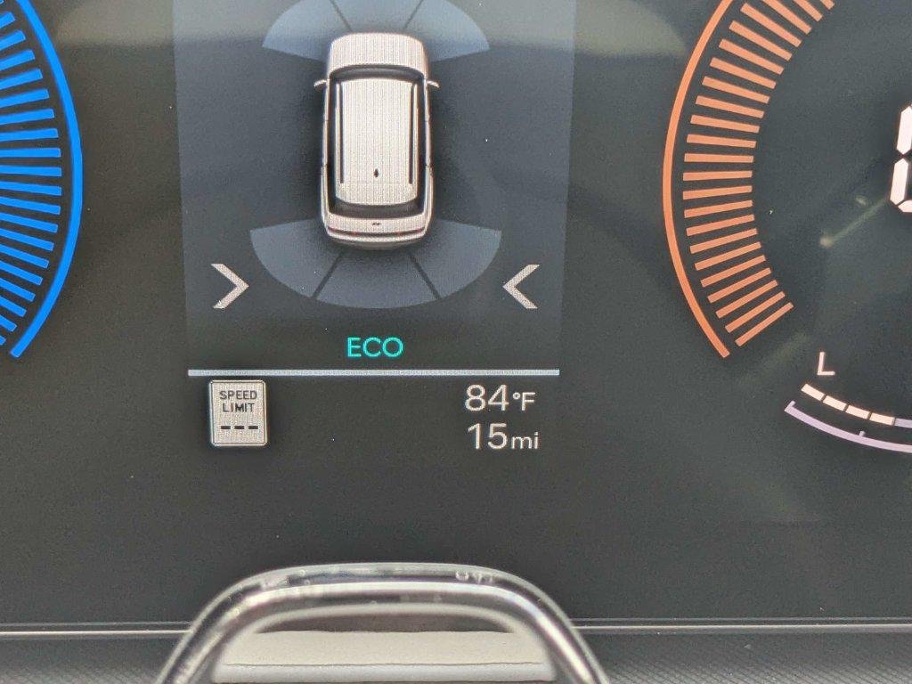 New 2027 Gray Hyundai SEL image 30