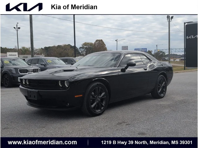 2023 Dodge Challenger SXT AWD