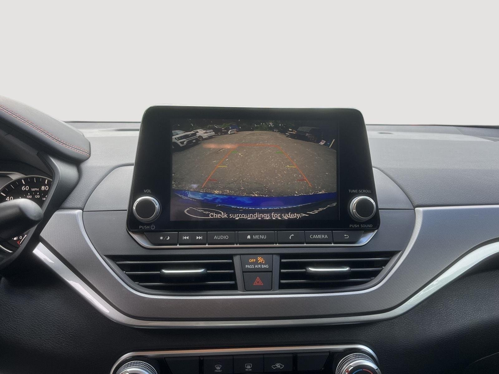 Used 2025 Bluestone Pearl Nissan SR image 29