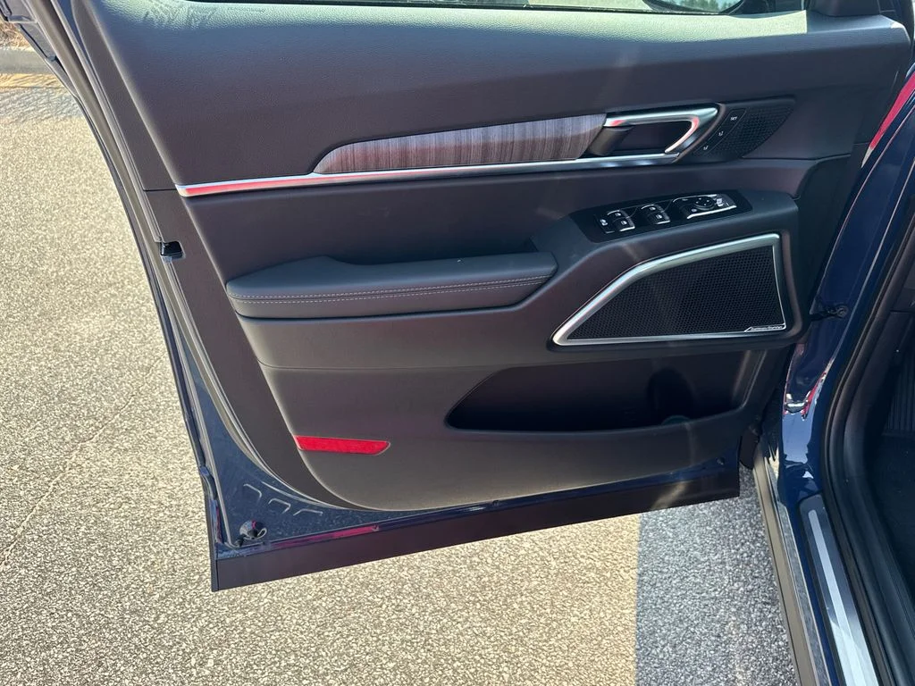 2025 Kia Telluride SX - Photo 10