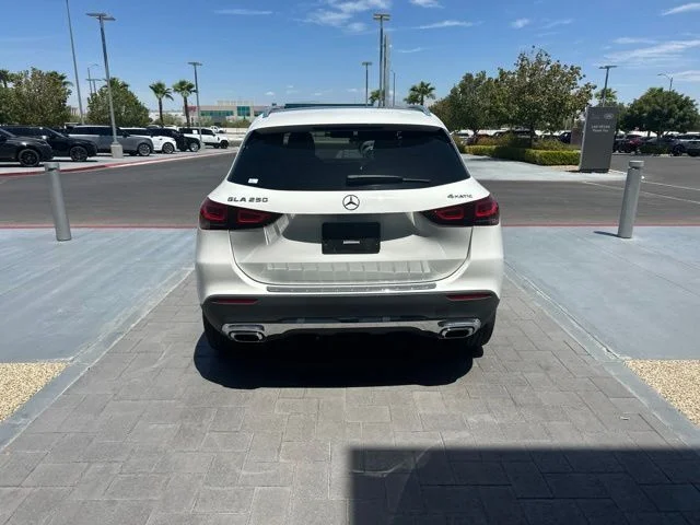 Used 2021 White Mercedes-Benz GLA 250 image 6