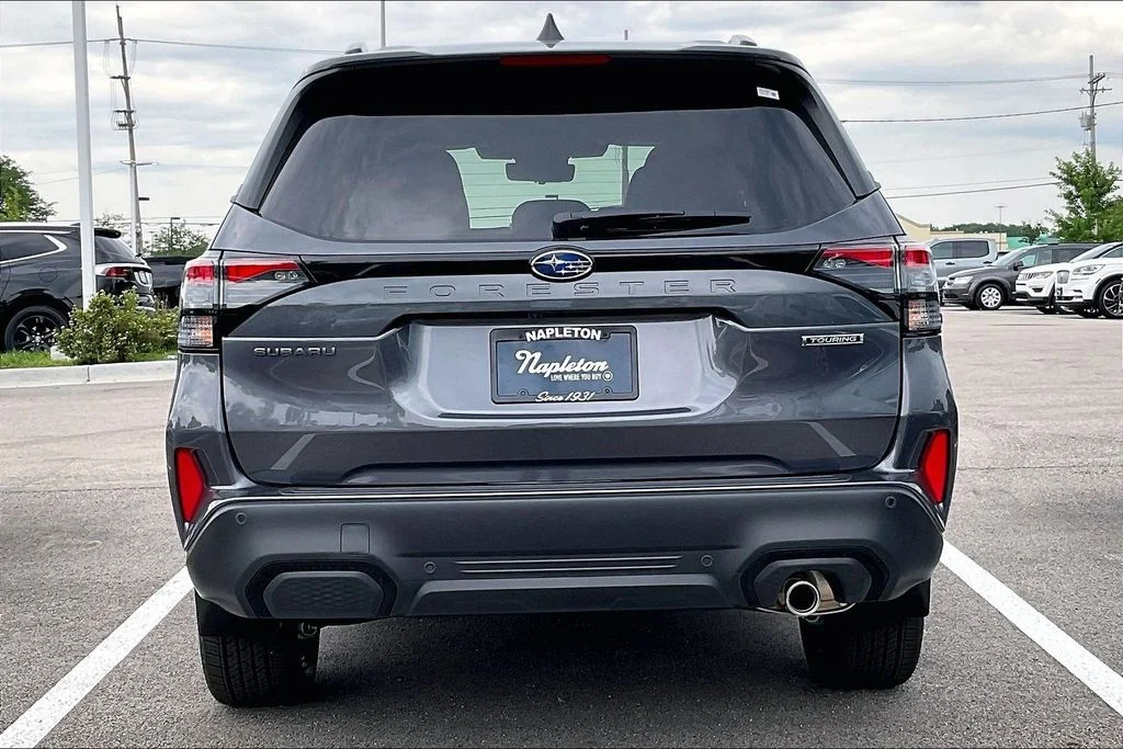 New 2026 MAGNETITE GRAY METALLIC Subaru Touring image 5