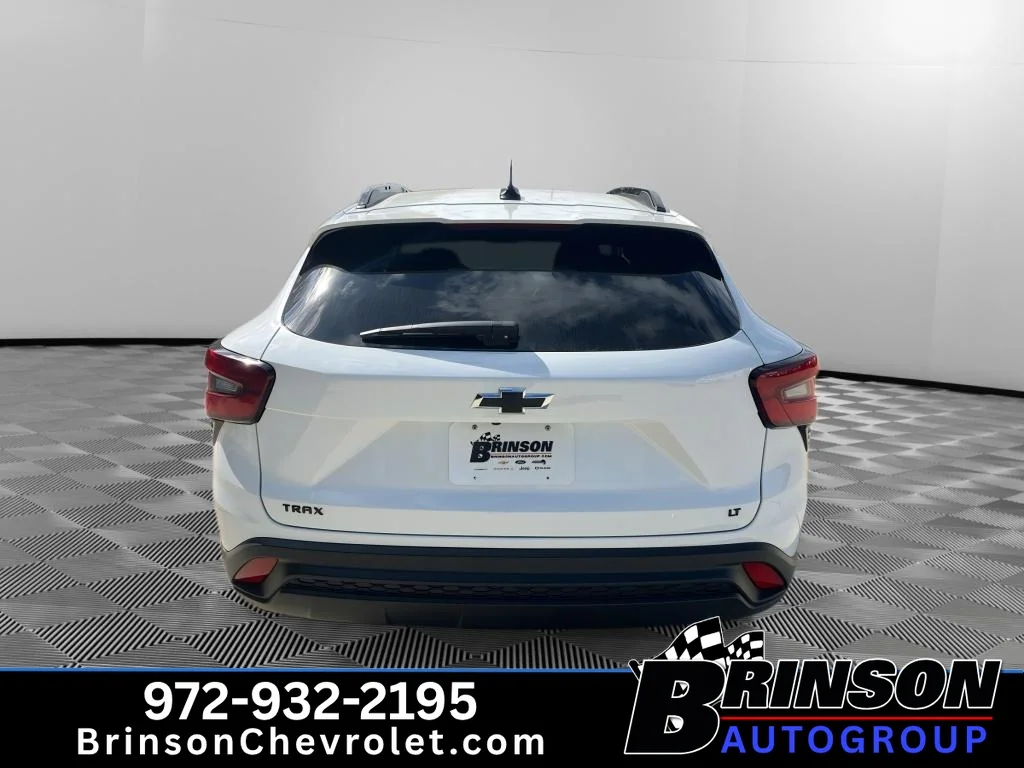 New 2026 Summit White Chevrolet LT image 8