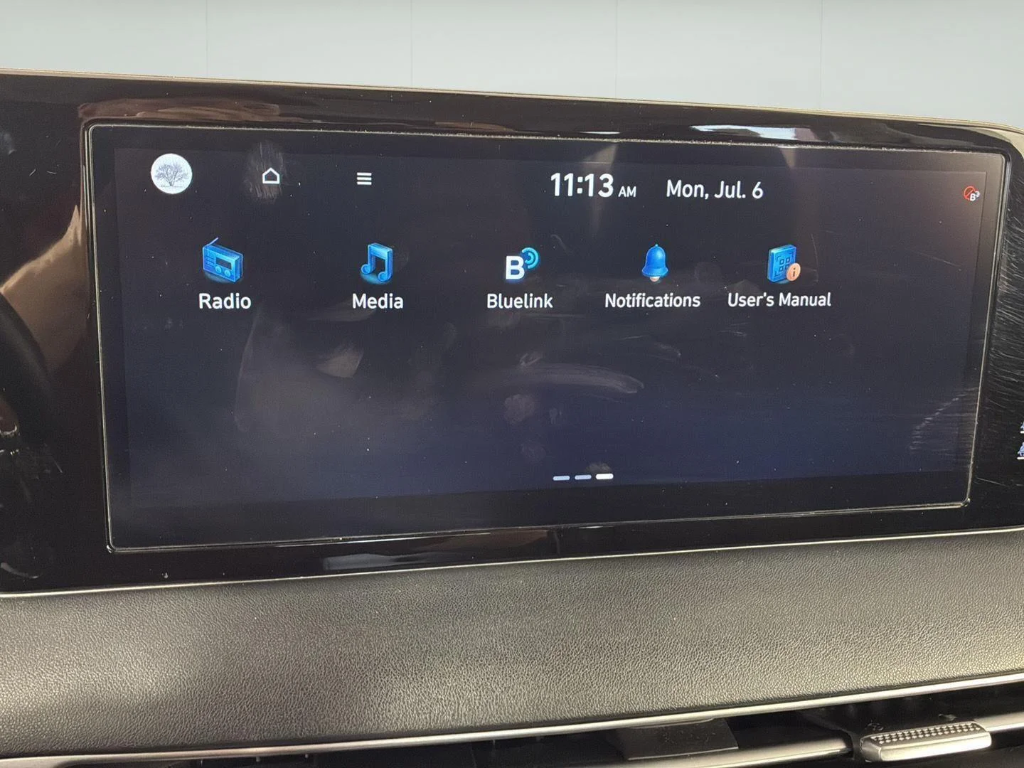 Used 2025 Moonlight Cloud Hyundai SEL image 34