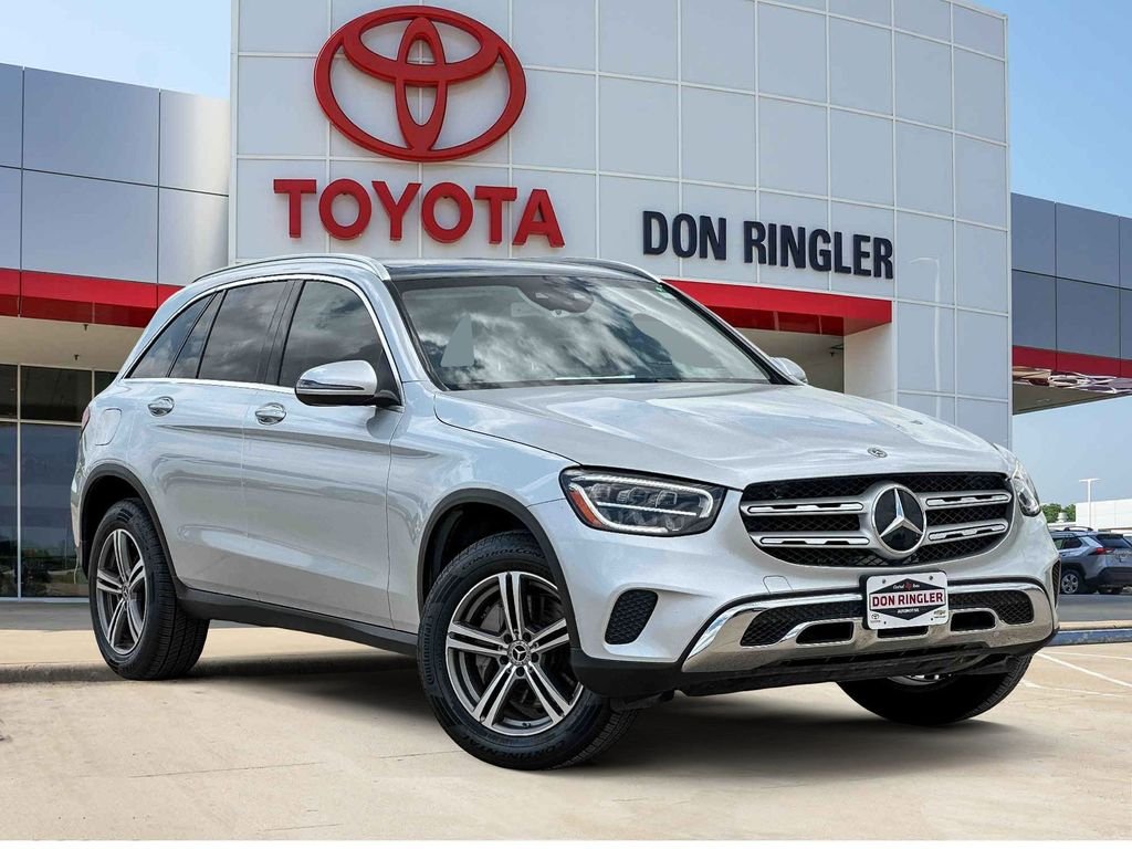 2020 Mercedes-Benz GLC GLC300's photo
