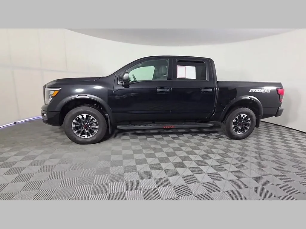 2024 Nissan Titan PRO-4X - Photo 49