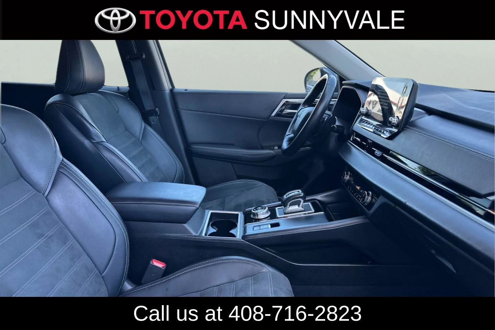 Used 2024  Mitsubishi SE image 21