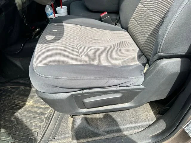 Used 2010 Tan Dodge ST image 29