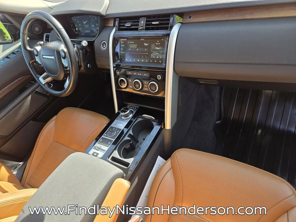 Used 2019  Land Rover HSE image 18