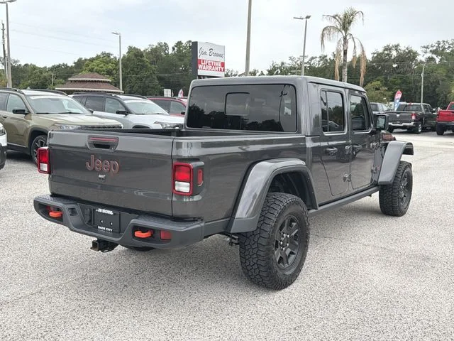 Used 2023 Gray Jeep Mojave image 4