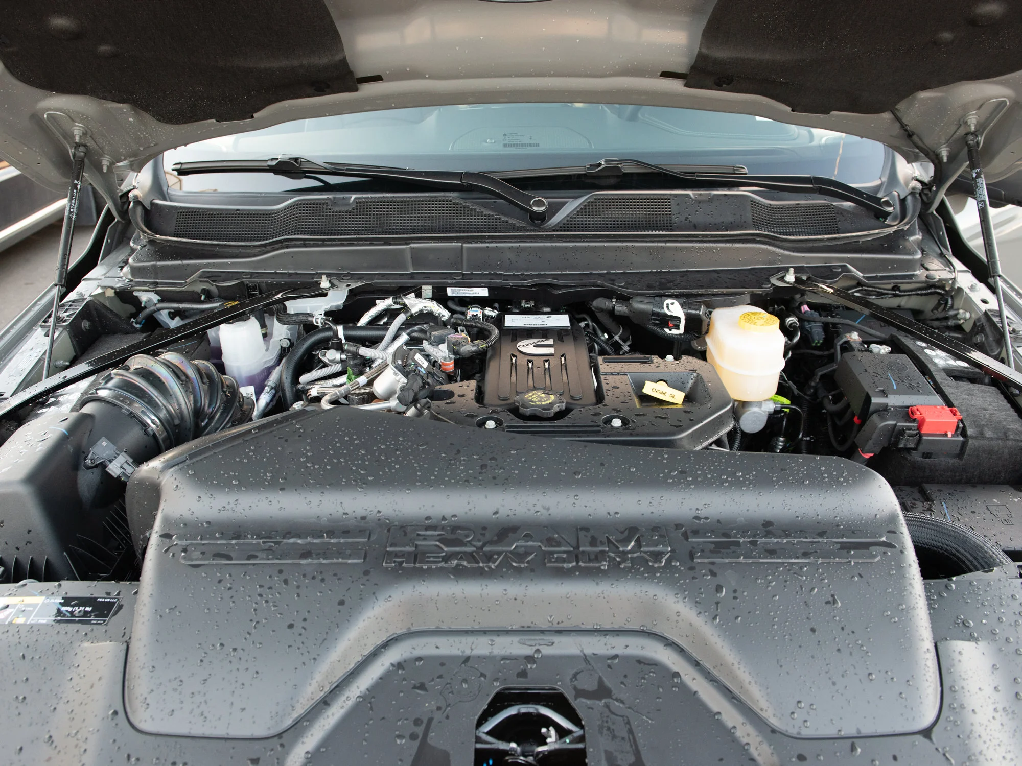 New 2027 Grey RAM Laramie Night* Mega Cab 4x4, Towing Tech Group, Rear Auto-Levelling Air Suspension image 11