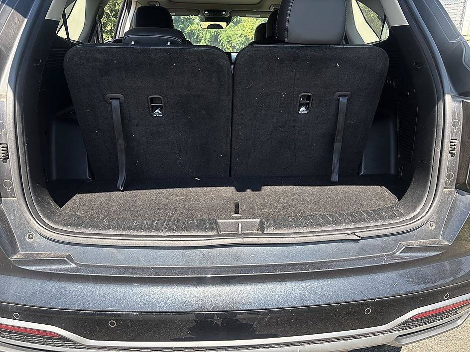 Used 2021 Gravity Grey Kia EX image 19